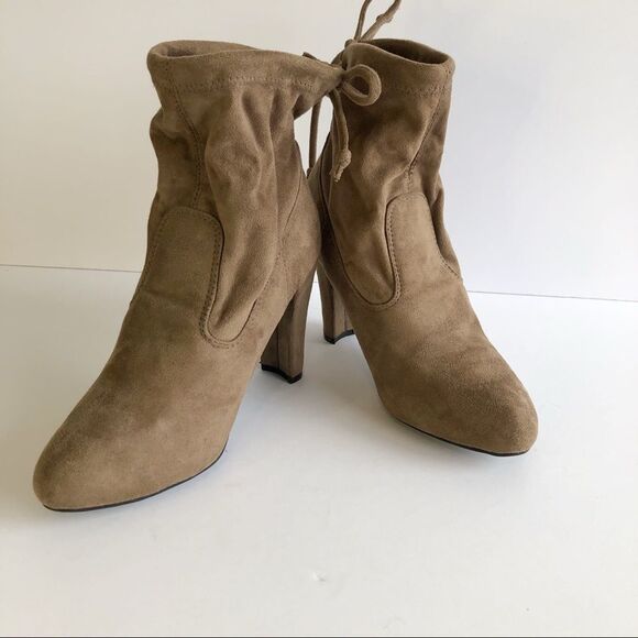 Revamped Suede Tie Up Ankle Chunky Heeled Booties Boots Heels Tan Brown - Picture 1 of 15